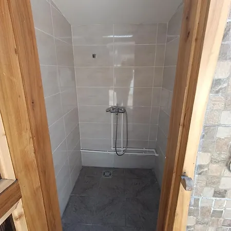 Marina I Sobe Luka *