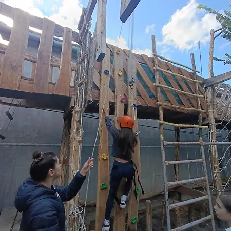 Marina I Sobe Luka Bukorovac