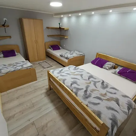 Marina I Sobe Luka * Bukorovac