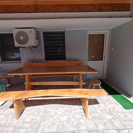 Apartament Marina I Sobe Luka *