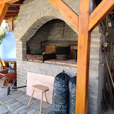 Marina I Sobe Luka Bukorovac