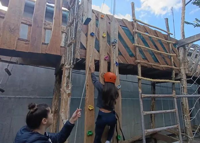 Marina I Sobe Luka Bukorovac